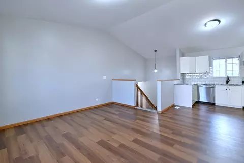 Living - 19 E Pineview Dr, Round Lake Park, IL 60073 photo 6 of 8