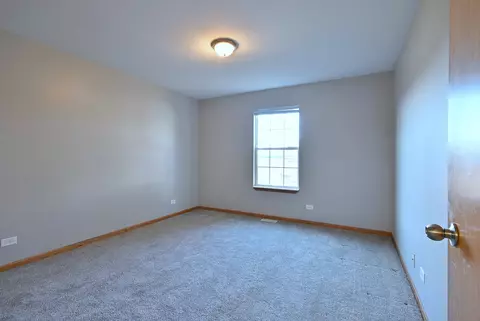 Bedroom - 19 E Pineview Dr, Round Lake Park, IL 60073 photo 8 of 13