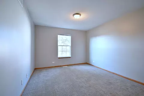 Bedroom - 19 E Pineview Dr, Round Lake Park, IL 60073 photo 6 of 13