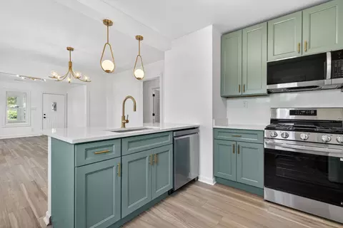 Kitchen - 846 N 5th Ave, Kankakee, IL 60901 photo 1 of 8