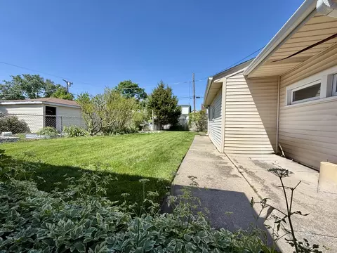 Exterior - 4138 Custer Ave, Brookfield, IL 60513 photo 2 of 3