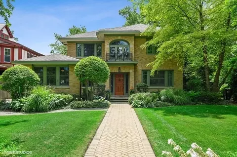 411 Lake Ave, Wilmette, IL 60091