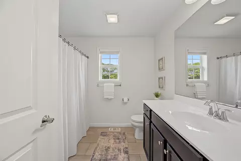 Bath - 2914 Conlor Dr, Bloomington, IL 61704 photo 2 of 4