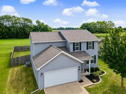 View/Area - 2914 Conlor Dr, Bloomington, IL 61704 photo 3 of 3
