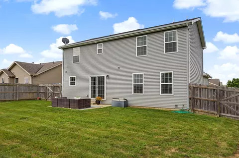 Exterior - 2914 Conlor Dr, Bloomington, IL 61704 photo 9 of 9