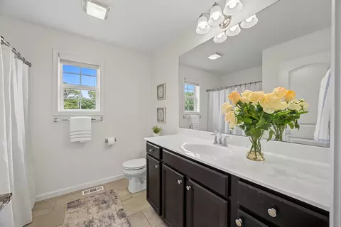 Bath - 2914 Conlor Dr, Bloomington, IL 61704 photo 1 of 4