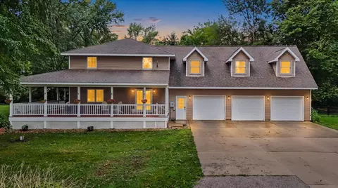 268 County Road 700 N, Sadorus, IL 61872