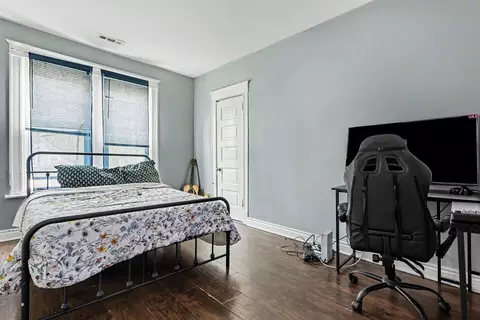 Bedroom - 32 W 110th Pl, Chicago, IL 60628 photo 3 of 4