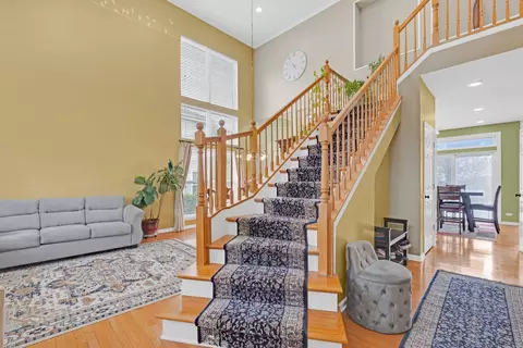 Entry Way - 2324 Tracy Ln, Algonquin, IL 60102 photo 1 of 4