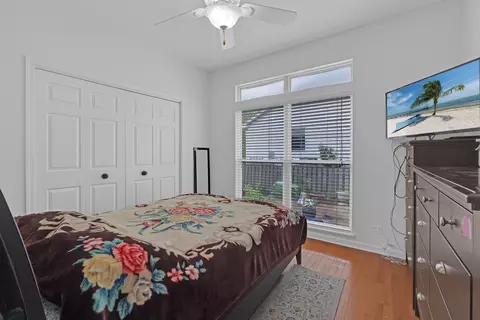 Bedroom - 2324 Tracy Ln, Algonquin, IL 60102 photo 1 of 5