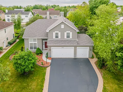 View/Area - 2324 Tracy Ln, Algonquin, IL 60102 photo 3 of 6