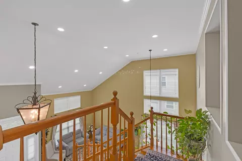 Entry Way - 2324 Tracy Ln, Algonquin, IL 60102 photo 3 of 4