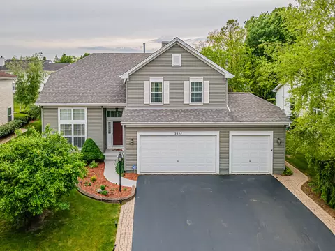 Exterior - 2324 Tracy Ln, Algonquin, IL 60102 photo 12 of 12