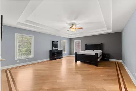 Bedroom - 281 N Forest Dr, Addison, IL 60101 photo 6 of 8