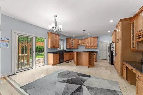 Kitchen - 281 N Forest Dr, Addison, IL 60101 photo 1 of 4