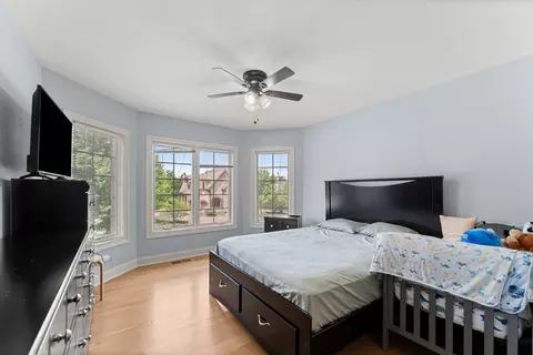 Bedroom - 281 N Forest Dr, Addison, IL 60101 photo 1 of 8