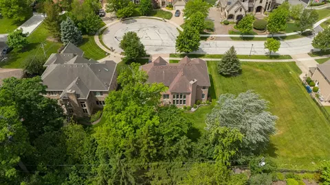 View/Area - 281 N Forest Dr, Addison, IL 60101 photo 6 of 6