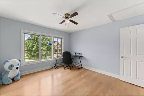 Bedroom - 281 N Forest Dr, Addison, IL 60101 photo 2 of 8
