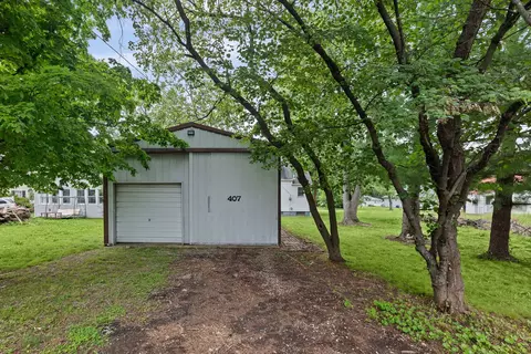 Other - 407 S Davis Ave, Centralia, IL 62801 photo 3 of 12