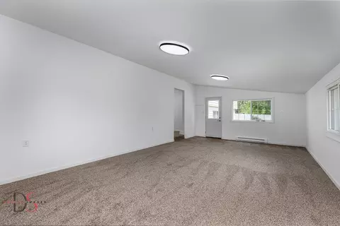 Living - 2420 E 2360th Rd, Marseilles, IL 61341 photo 5 of 6