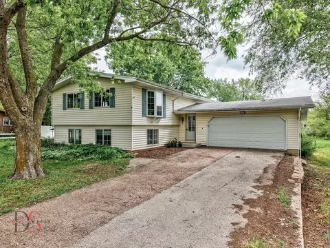Exterior - 2420 E 2360th Rd, Marseilles, IL 61341 photo 2 of 5
