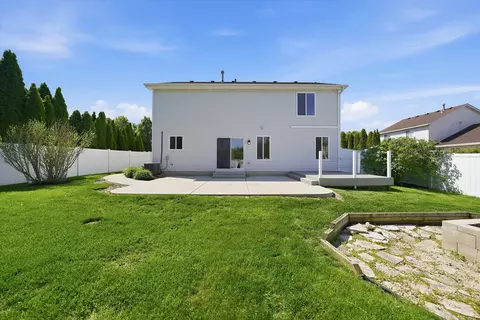 Exterior - 5615 Stonybrook Dr, Plainfield, IL 60586 photo 3 of 4
