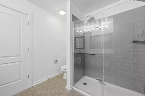 Bath - 5615 Stonybrook Dr, Plainfield, IL 60586 photo 3 of 4