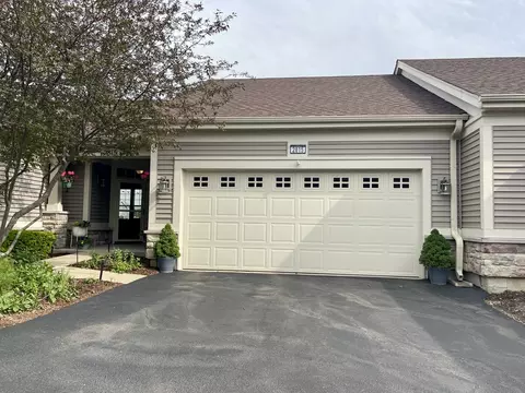 2815 Normandy Cir, Naperville, IL 60564
