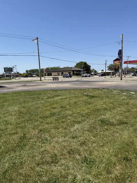 459 W Walnut St, Oglesby, IL 61348