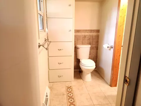 Bath - 211 E Depew St, Odin, IL 62870 photo 2 of 3