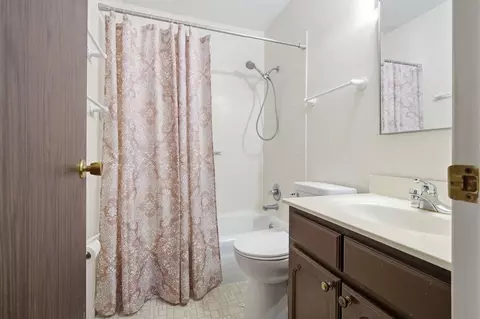 Bath - 218 Cambridge Dr, Normal, IL 61761 photo 1 of 3
