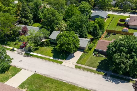 View/Area - 218 Cambridge Dr, Normal, IL 61761 photo 7 of 9