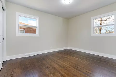 Bedroom - 1314 E 151st St, Dolton, IL 60419 photo 3 of 6