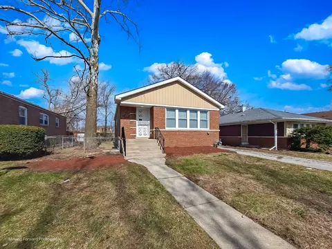 1314 E 151st St, Dolton, IL 60419