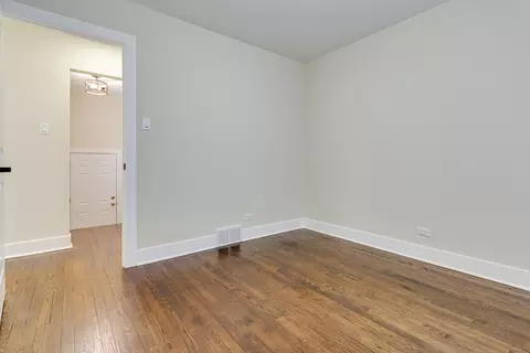 Bedroom - 1314 E 151st St, Dolton, IL 60419 photo 5 of 6