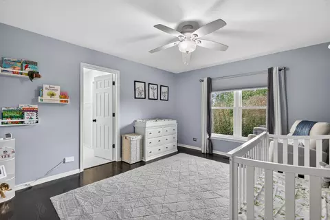 Bedroom - 941 Par Dr, Algonquin, IL 60102 photo 2 of 3