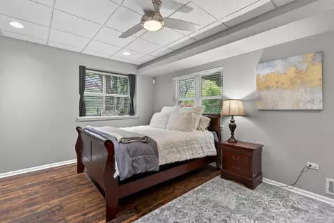 Bedroom - 941 Par Dr, Algonquin, IL 60102 photo 3 of 3
