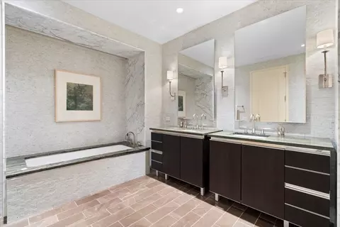 Bath - 77 E Walton St #24D, Chicago, IL 60611 photo 3 of 8