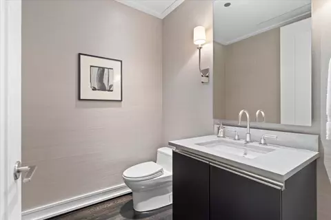 Bath - 77 E Walton St #24D, Chicago, IL 60611 photo 1 of 8