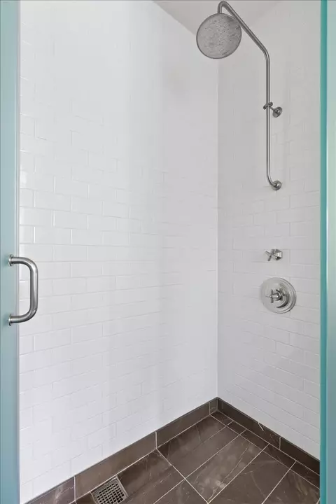 Bath - 77 E Walton St #24D, Chicago, IL 60611 photo 6 of 8