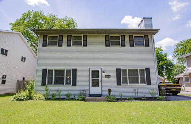 2705 School Dr, Rolling Meadows, IL 60008
