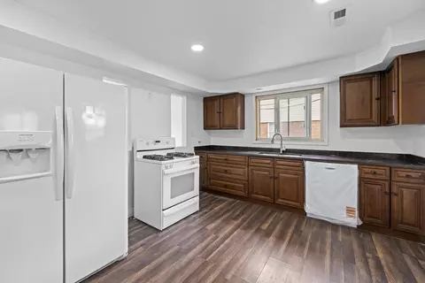 Kitchen - 7809 Columbia Dr, Bridgeview, IL 60455 photo 1 of 2