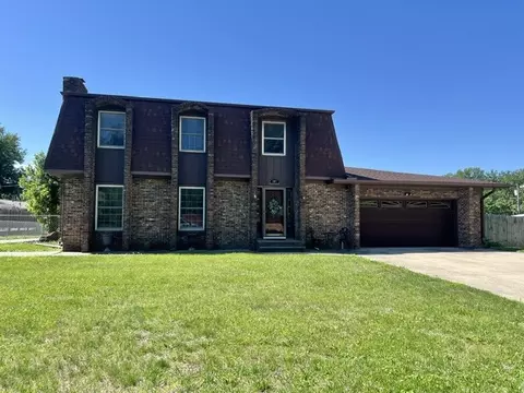 107 Hilltop St, Colona, IL 61241