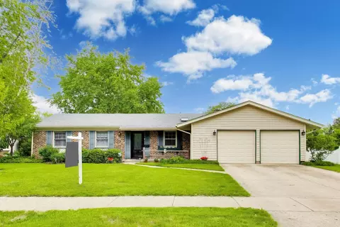 605 N Rohlwing Rd, Palatine, IL 60074