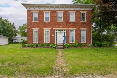 402 2nd Ave S, Cordova, IL 61242