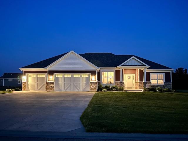 801 Ann Marie Dr, Utica, IL 61373