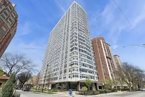3900 N Lake Shore Dr #9B, Chicago, IL 60613