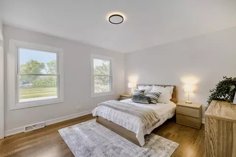 Bedroom - 445 E Fullerton Ave, Addison, IL 60101 photo 1 of 2
