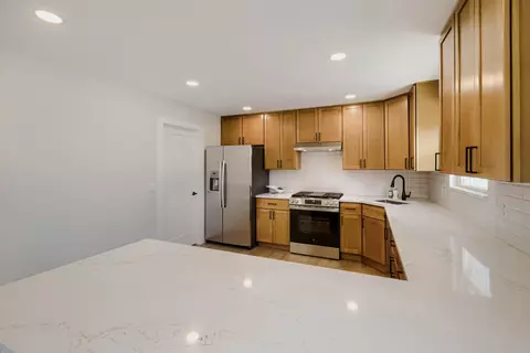 Kitchen - 445 E Fullerton Ave, Addison, IL 60101 photo 3 of 4