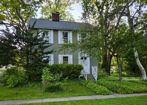 552 Highland Ave, West Chicago, IL 60185